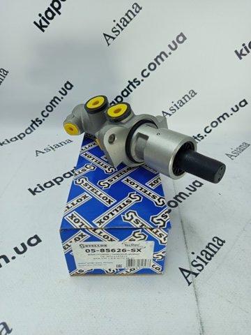 Циліндр гальмівний, головний 0585626SX STELLOX