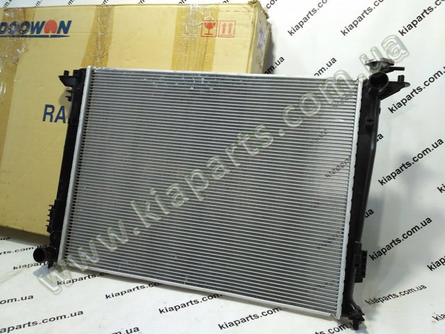 Радіатор системи охолодження двигуна 25310D0000 HYUNDAI