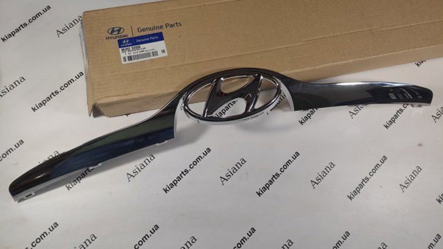 Накладка дифузора радіатора верхня 86360D4000 HYUNDAI