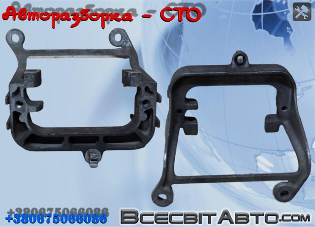 Кронштейн подушки (опори) двигуна, лівої 112225095R RENAULT
