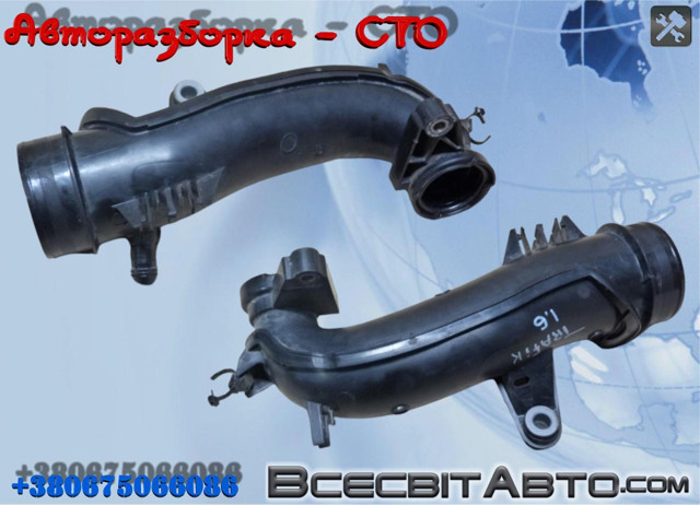 Патрубок повітряний, вихід повітряного фільтра 165752889R RENAULT