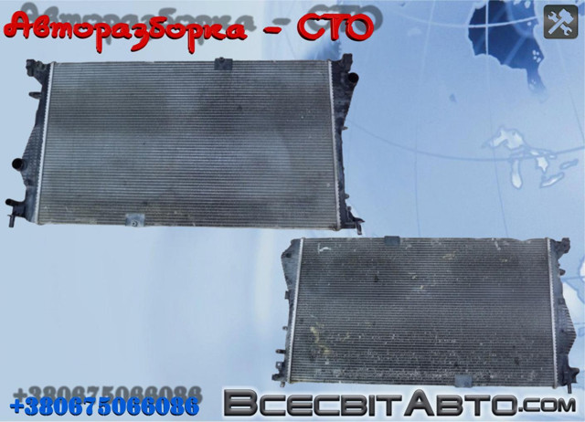 Радіатор системи охолодження двигуна 214109682R RENAULT