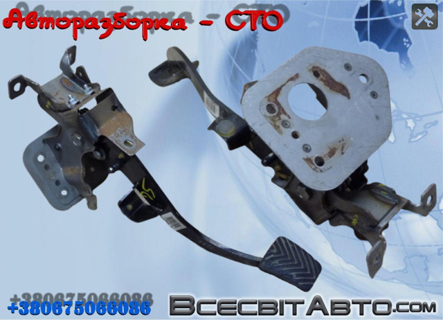 Катафот (відбивач) заднього бампера, правий 7P6945106 VAG