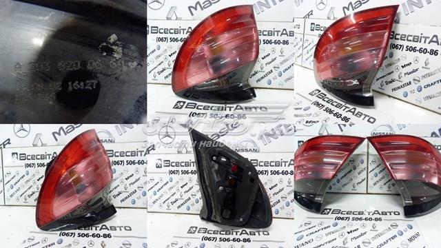 Ліхтар задній правий A2038200664 MERCEDES