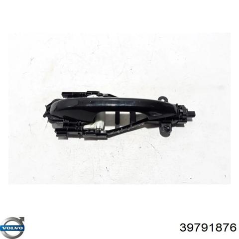Ручка праих задніх дверей 39791876 VOLVO