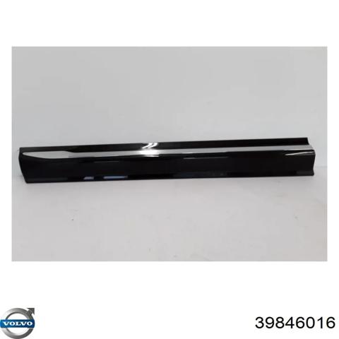 Молдинг передніх лівих дверей, нижній 39846016 VOLVO