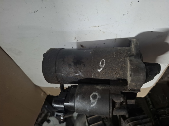 Стартер двигуна M001T30971 MAZDA