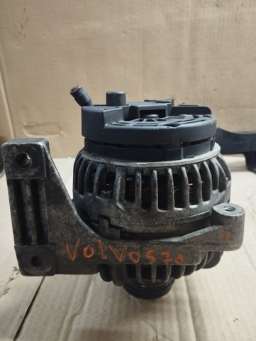 Генератор автомобільний 0124525029 VOLVO