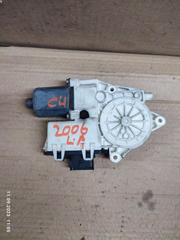 Склопідйомник задніх лівих дверей 0130822239 PEUGEOT