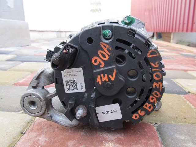 Генератор 06B903016D VAG