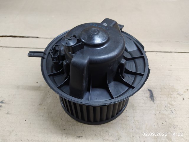 Електромотор пічки 1K1819015 VAG