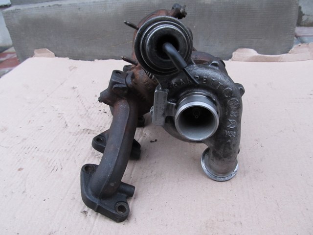 Турбонаддув 24461825 OPEL