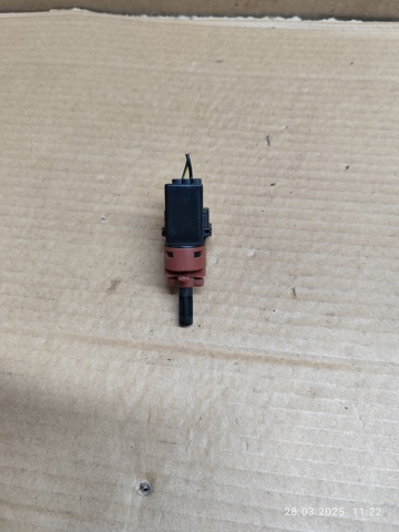 Датчик включення зчеплення 2S6T7C534AA FORD
