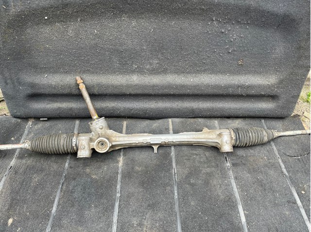 Рейковий рульовий механізм 4551002420 TOYOTA