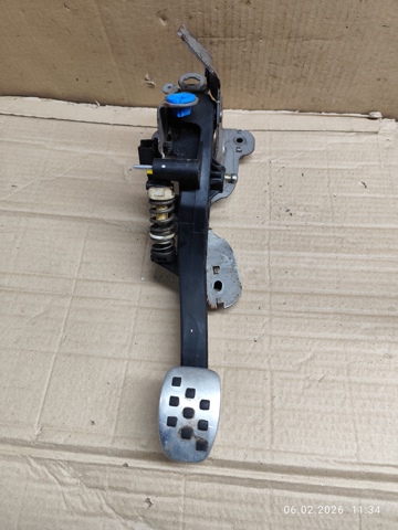 Педаль зчеплення 465030077R RENAULT