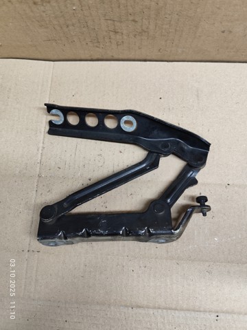Завіса капота права 5J0823302 VAG
