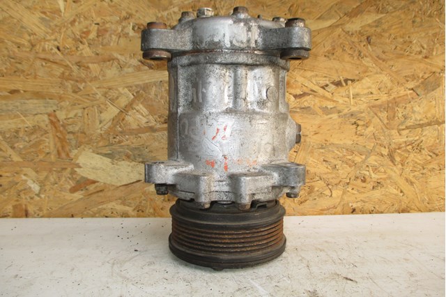 Компресор холодоагенту 6N0820803B VAG