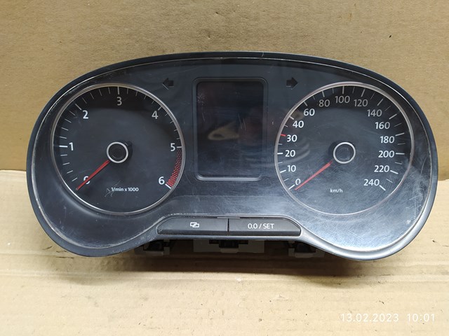 Приладова дошка-щиток приладів 6R0920861F VAG