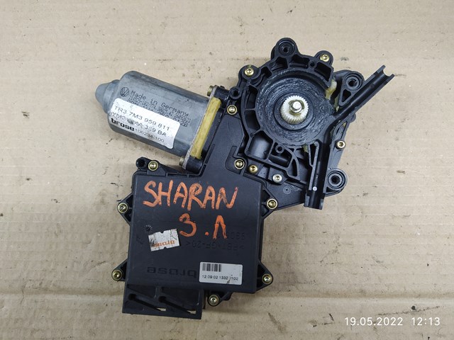 Мотор склопідйомника дверей задніх, лівих 7M3959811 VAG