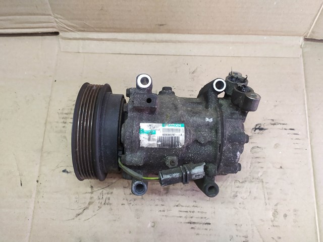 Компресор системи кондиціювання 8200365787A RENAULT