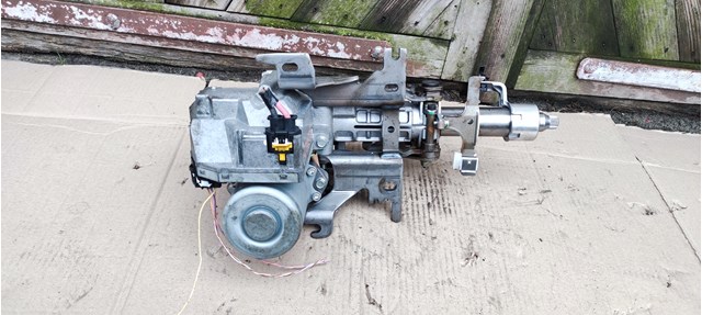 Колонка рульового управління 8200741585 RENAULT