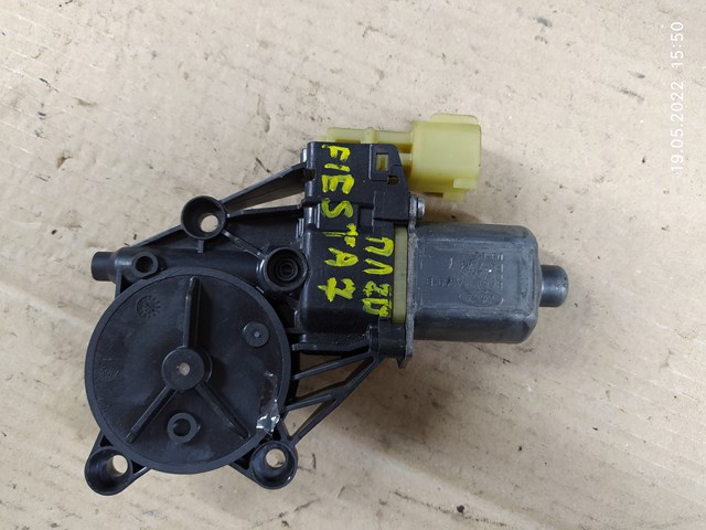 Привід ліфта передній 8A6114A389B FORD
