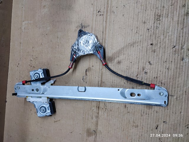 Склопідйомник передньої лівої двері 8A61A23200 FORD