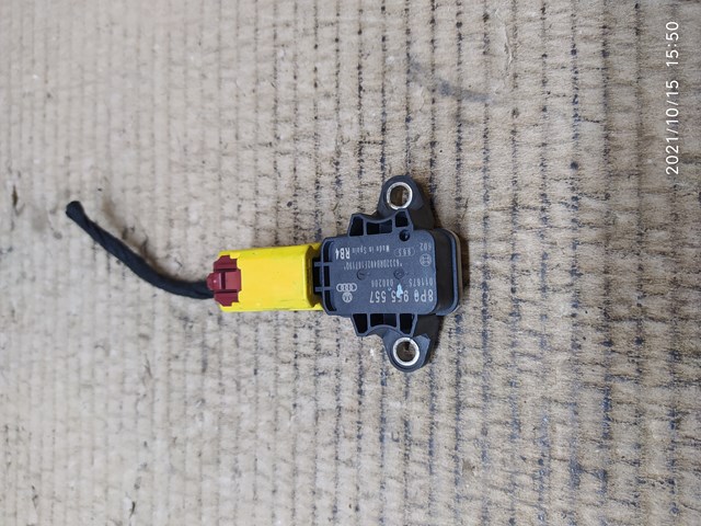 Датчик подушки безпеки 8P0955557 VAG