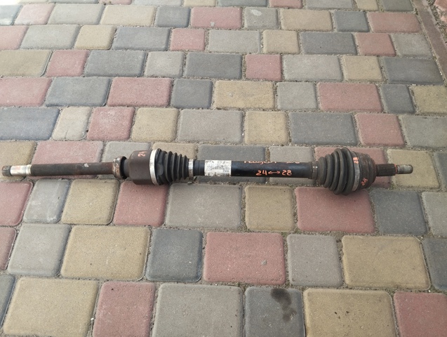 Привід правий 9670725580 PEUGEOT