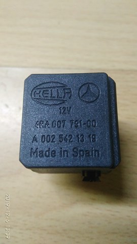 Реле електричне багатофункціональне A0025421319 MERCEDES