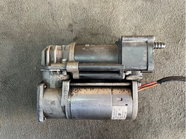 Компресор підкачки амортизаторів A2053200104 MERCEDES