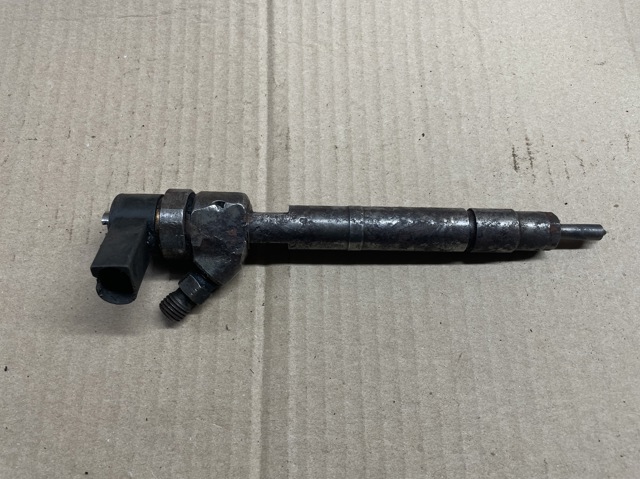 Форсунка інжектора A6110700587 MERCEDES