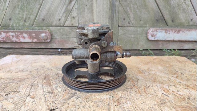 Помпа ГПК MR916044 MITSUBISHI