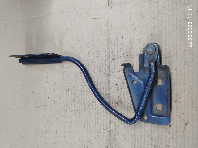 Петля капота, права YC1516800AG FORD