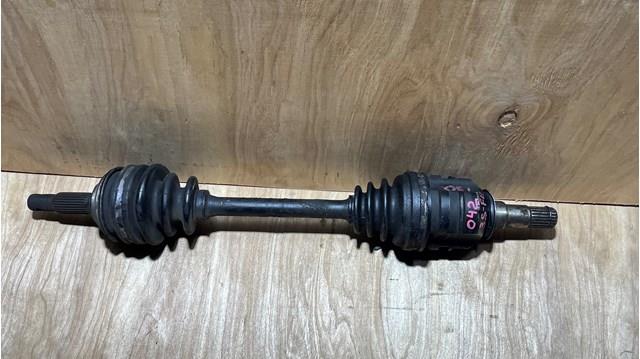 Піввісь передня ліва 4342020421 TOYOTA