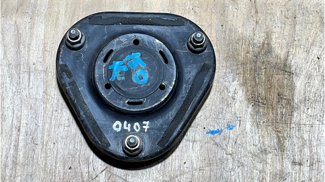 Подушка амортизатора переднього 4860912510 TOYOTA