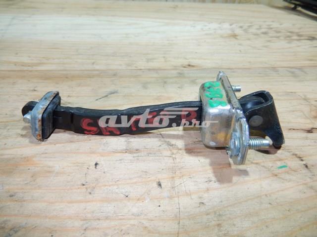 Обмежувач відкриття дверей, передній 61124SC000 SUBARU