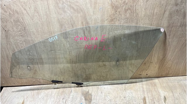 Скло передніх дверей, лівих 6810220150 TOYOTA