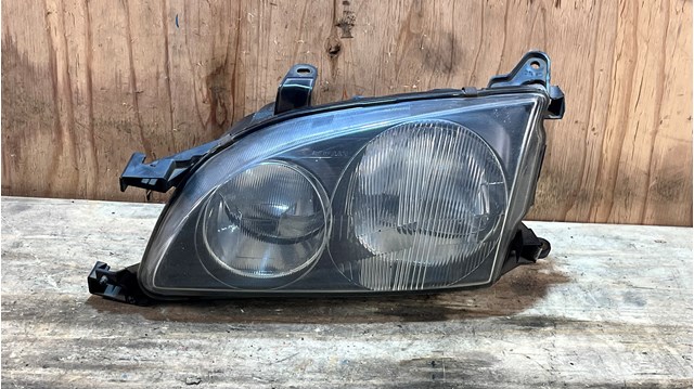 Фара ліва 8117005140 TOYOTA