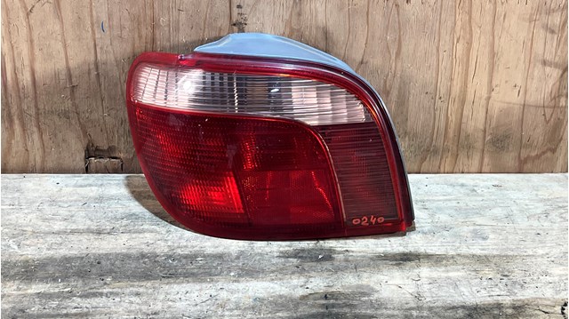 Ліхтар задній лівий 8156052120 TOYOTA