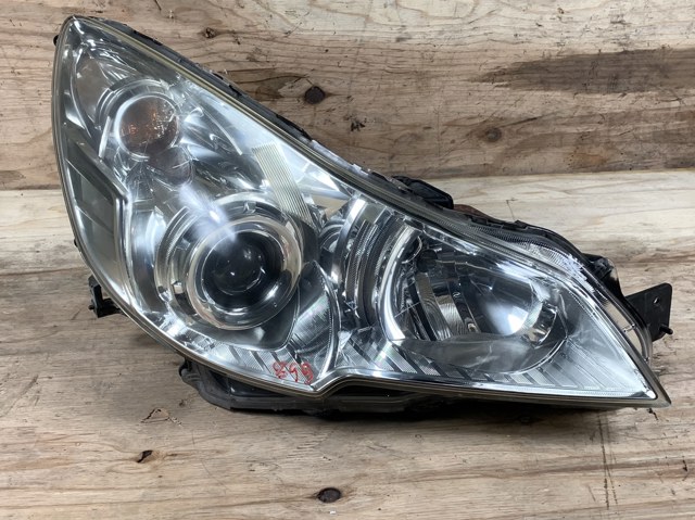Фара передня права 84001AJ040 SUBARU