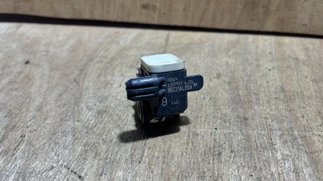 Датчик подушки безпеки 98231AL00A SUBARU