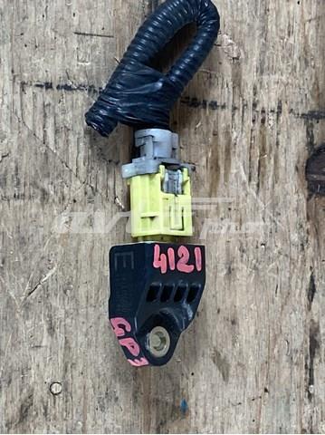 Датчик Ейрбег передній 98231SG000 SUBARU