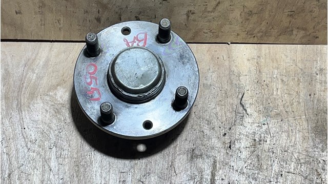 Маточини задніх коліс B4552615XA MAZDA