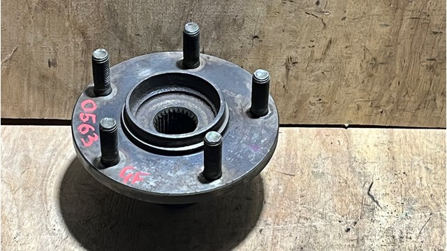 Колеса і маточини GA2A33060B MAZDA