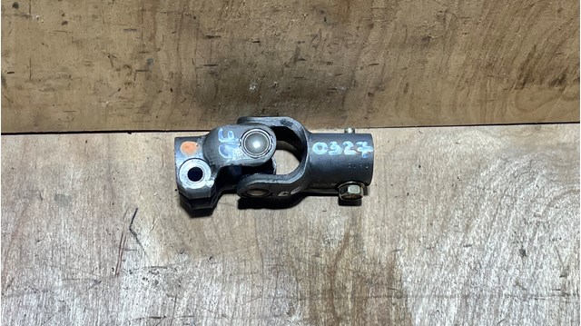 Рульовий кардан нижній GA5R32850 MAZDA