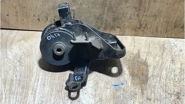 Ліва подушка двигуна GE4T39070A MAZDA