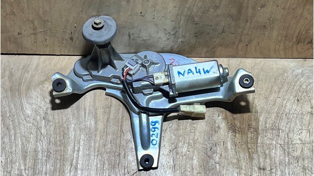 Склоочисник дверей задка MR957748 MITSUBISHI