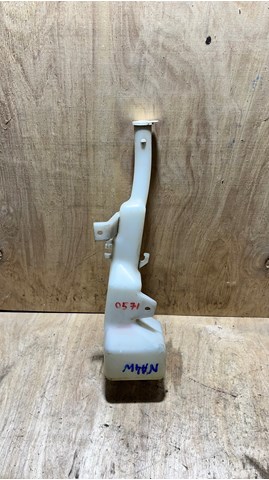 Бачок системи охолодження двигуна розширювальний MR993846 MITSUBISHI