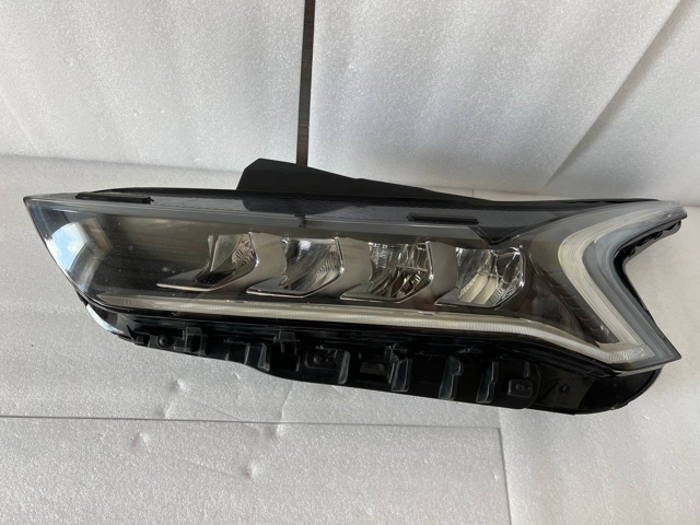 Основна фара в зборі ліва 92101L3000 HYUNDAI